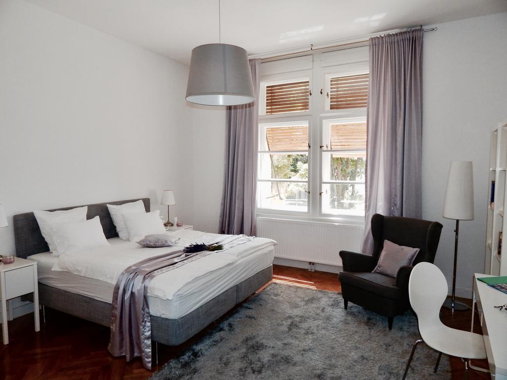 Business Appartements "Villa Muenz" 普拉 外观 照片