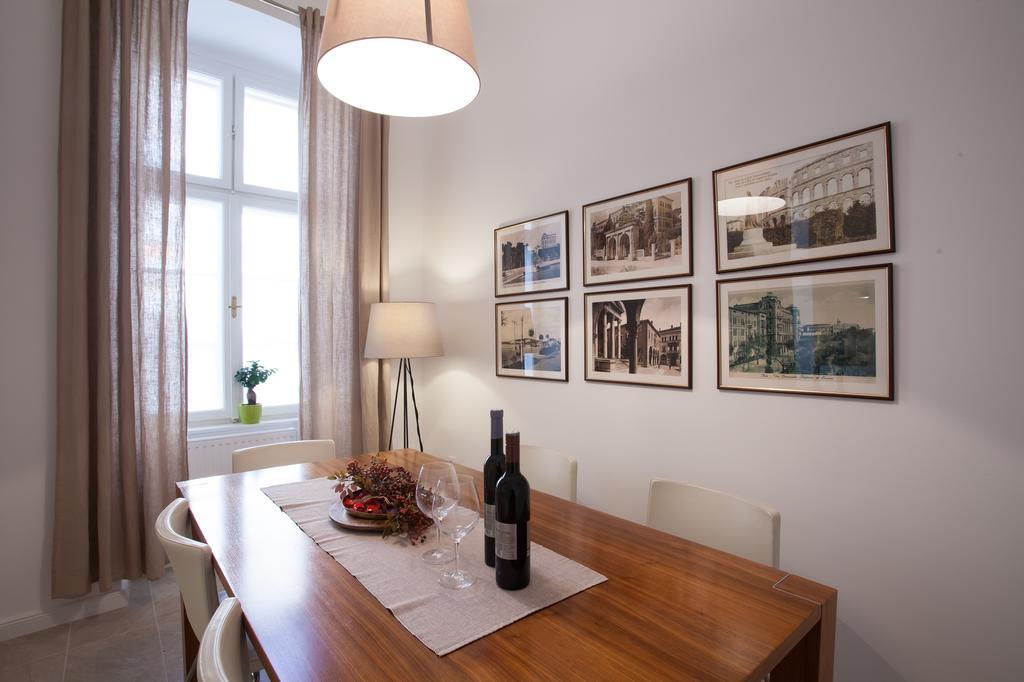 Business Appartements "Villa Muenz" 普拉 外观 照片